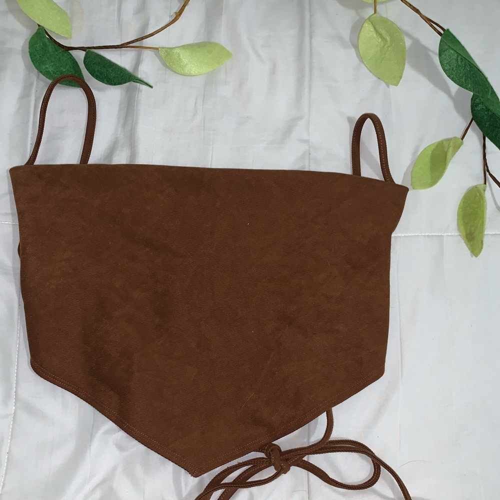 Crop top / open back